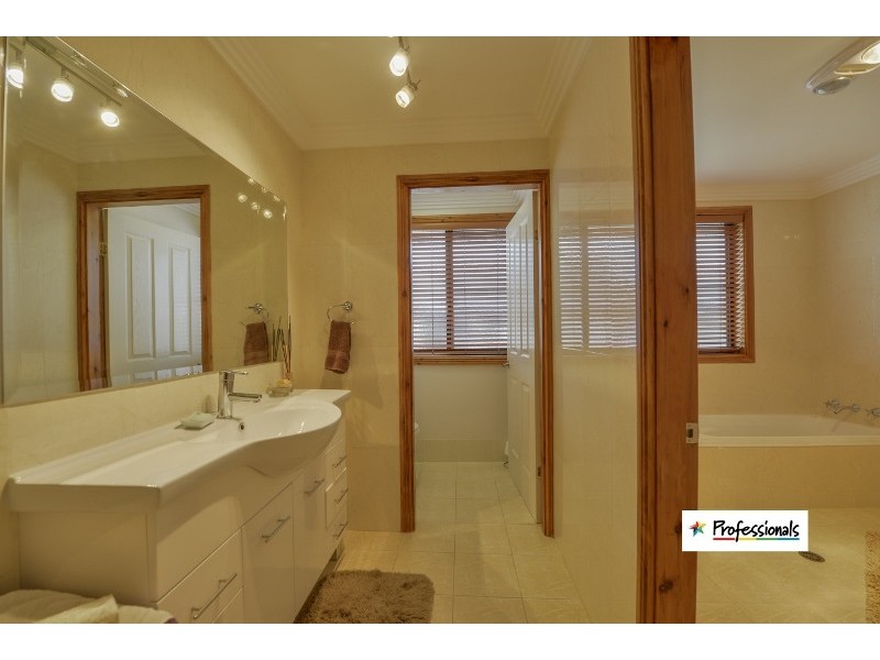 21 Kalinda Place, Tamworth NSW 2340