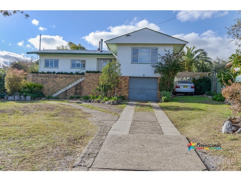 92 Johnston Street, Tamworth NSW 2340
