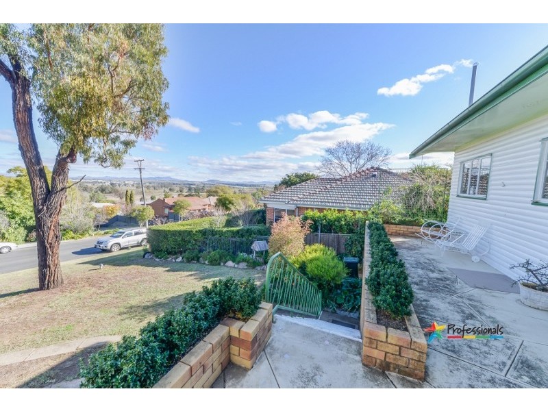 92 Johnston Street, Tamworth NSW 2340