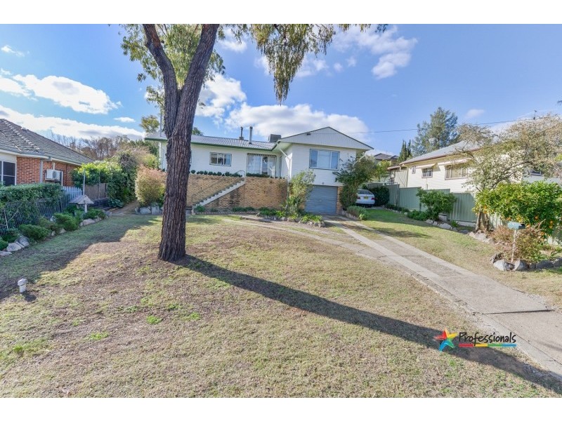 92 Johnston Street, Tamworth NSW 2340