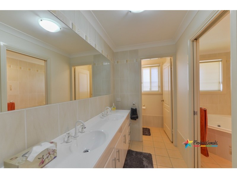 9 Mulconda Close, Tamworth NSW 2340