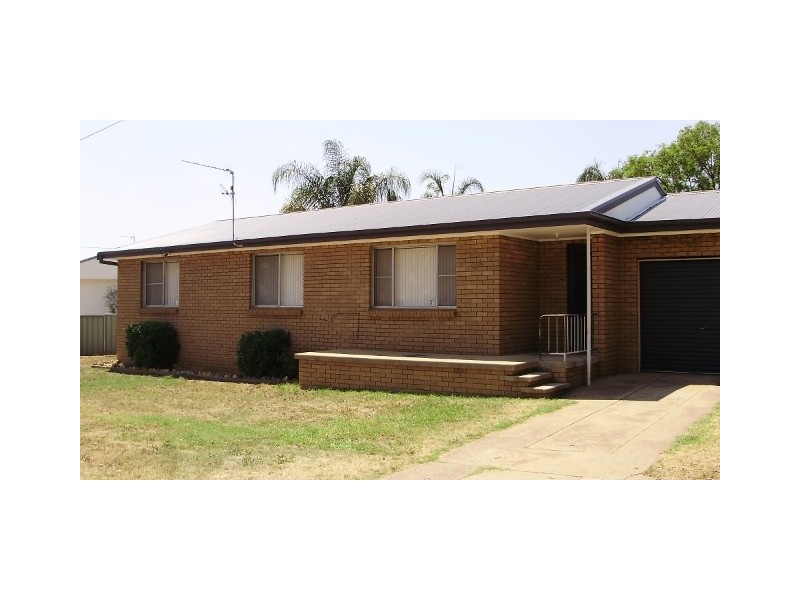 31 Holland Street, Tamworth NSW 2340
