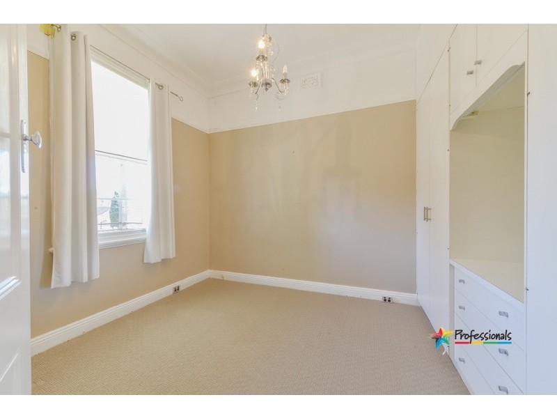 98 Napier Street, Tamworth NSW 2340