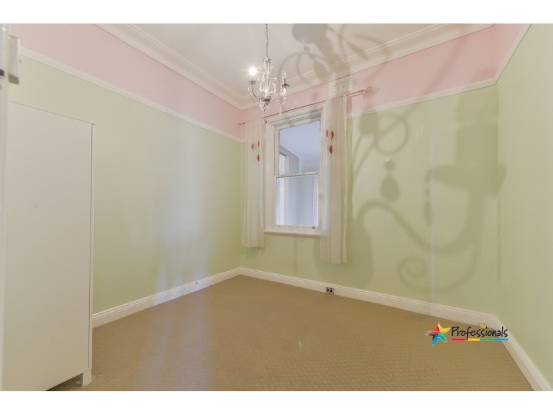 98 Napier Street, Tamworth NSW 2340