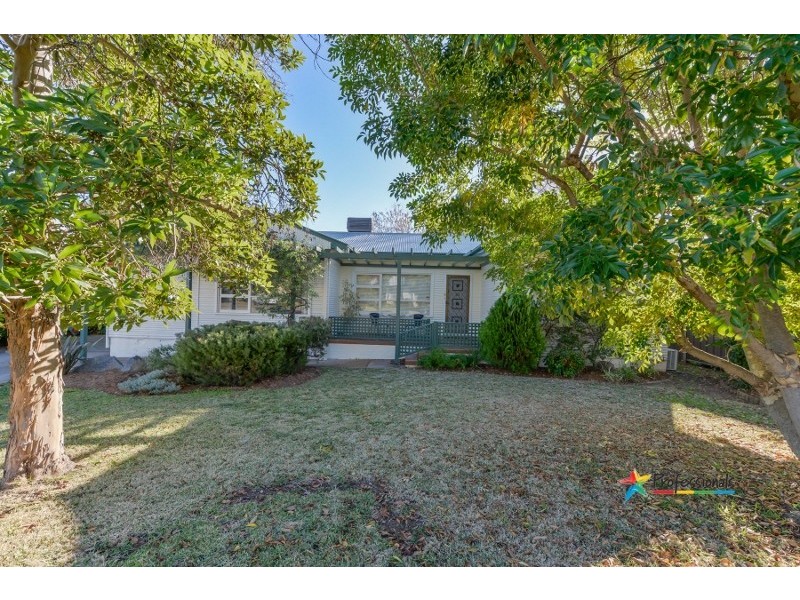 26 Hyman Street, Tamworth NSW 2340