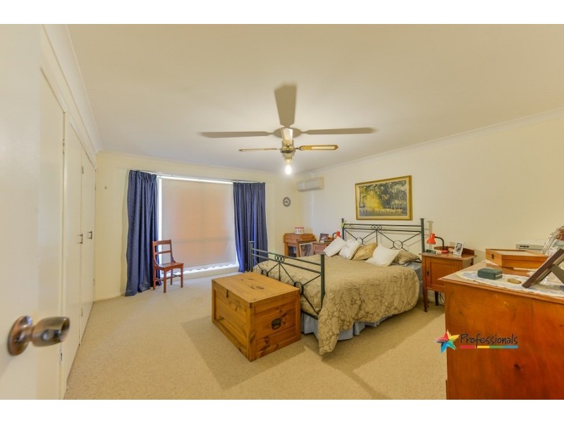 19 Warral Street, Duri NSW 2344