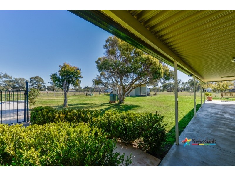 19 Warral Street, Duri NSW 2344