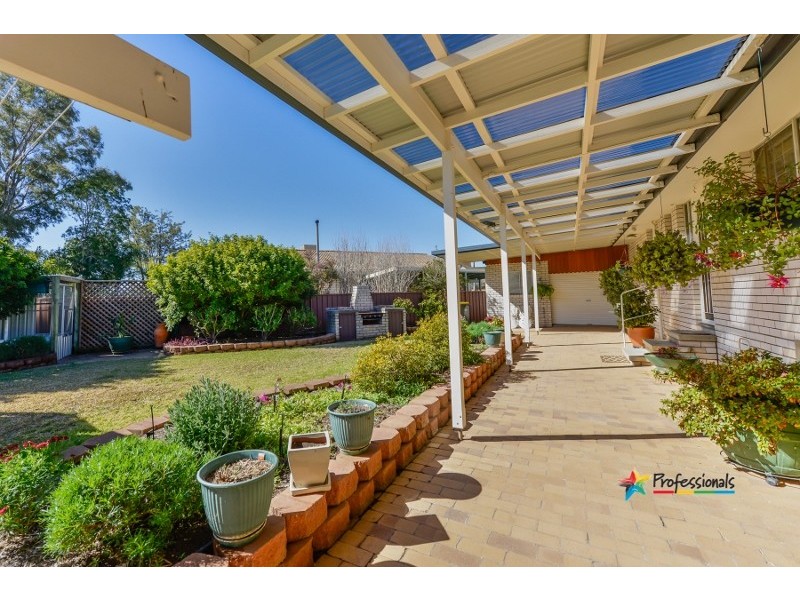 68 Susanne Street, Tamworth NSW 2340