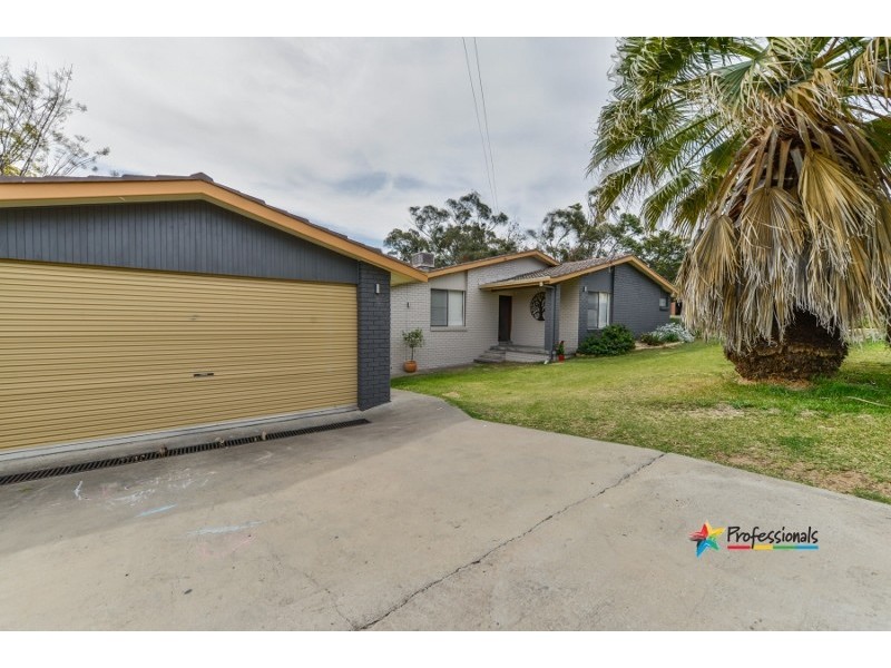 3 Orana Place, Tamworth NSW 2340