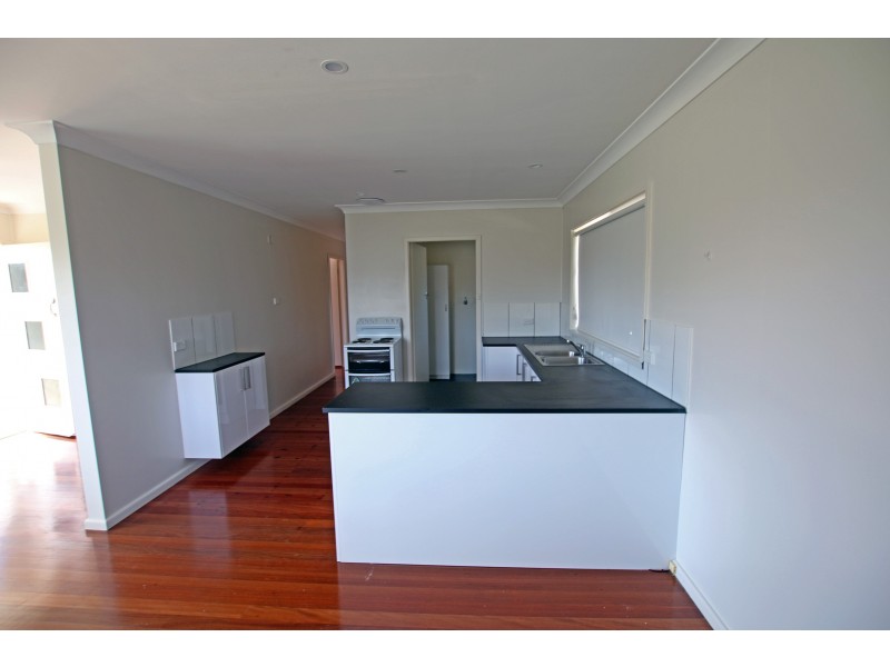 24 Dolphin Avenue, Taree NSW 2430