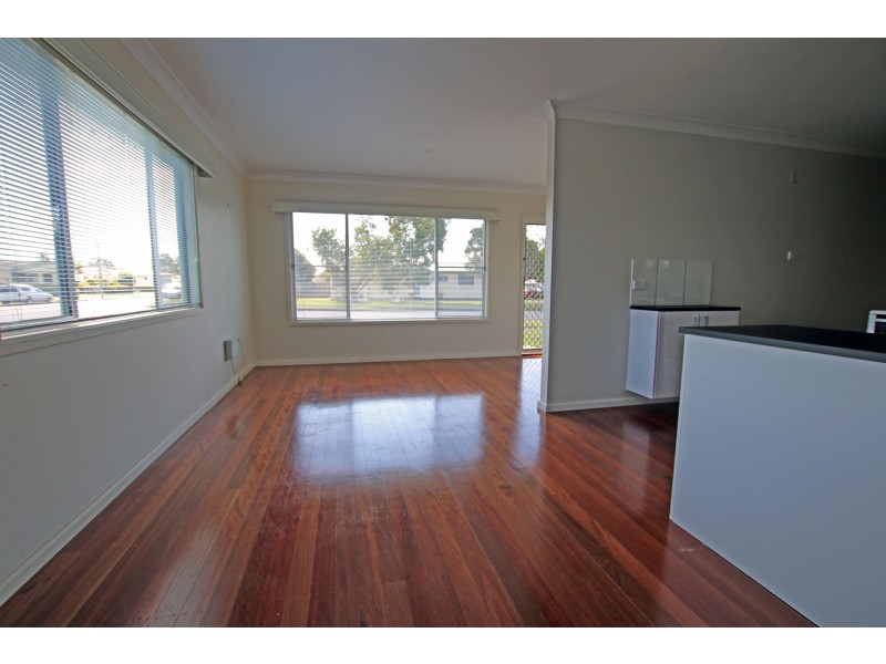 24 Dolphin Avenue, Taree NSW 2430