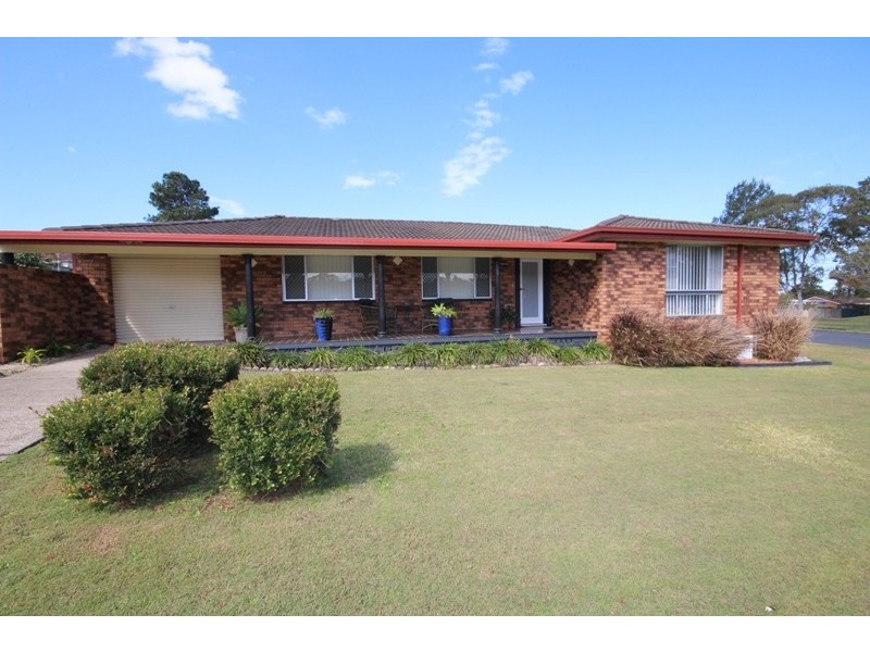 82 Ritchie Crescent, Taree NSW 2430