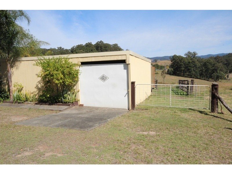 97 Gloucester Road, Wingham NSW 2429