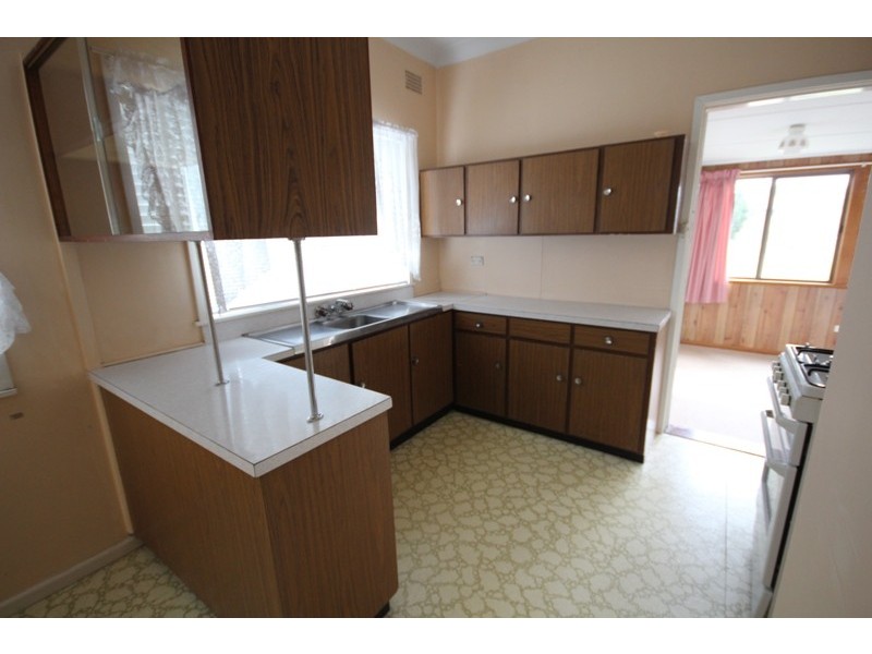 1 McRae Avenue, Taree NSW 2430