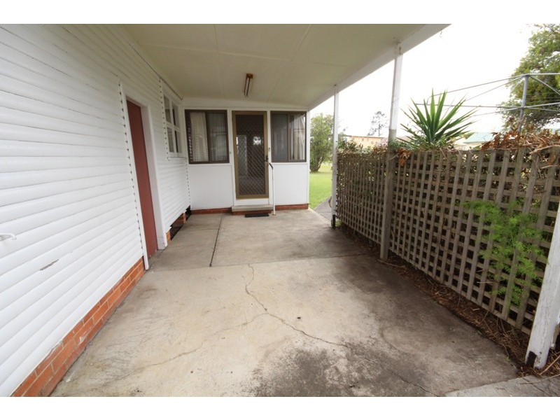 1 McRae Avenue, Taree NSW 2430