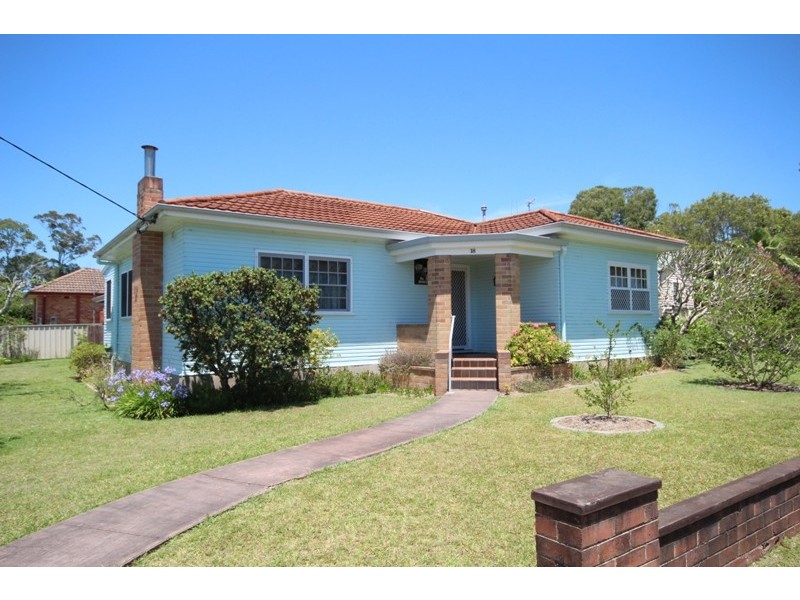 18 Milligan Street, Taree NSW 2430