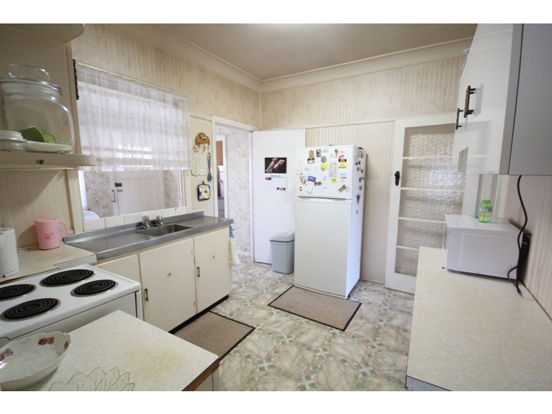 18 Milligan Street, Taree NSW 2430