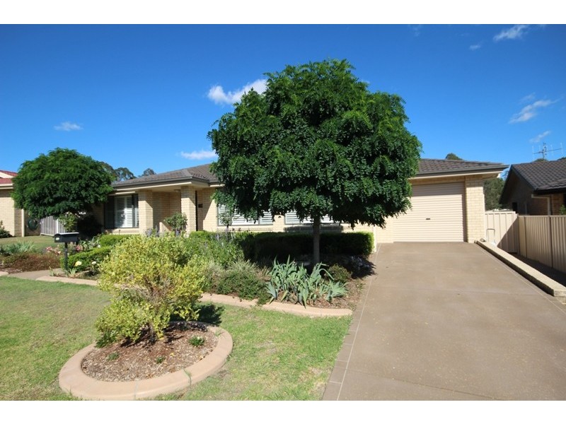 16 Abbott Street, Wingham NSW 2429