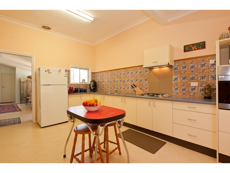 120 Manning Street, Taree NSW 2430