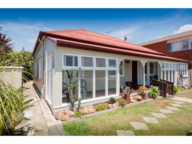 120 Manning Street, Taree NSW 2430