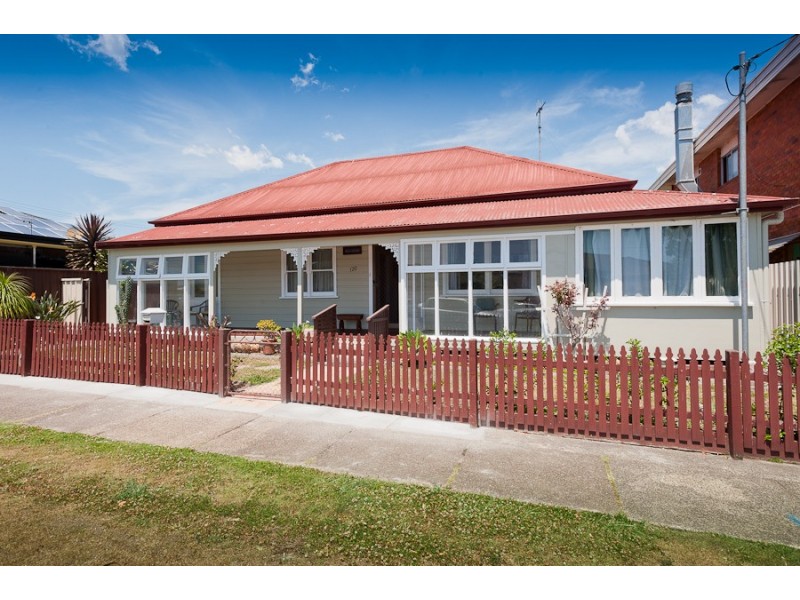 120 Manning Street, Taree NSW 2430