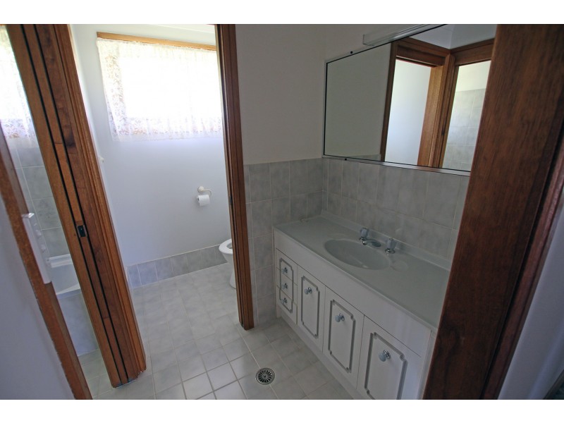 5 Roseleas Close, Cundletown NSW 2430