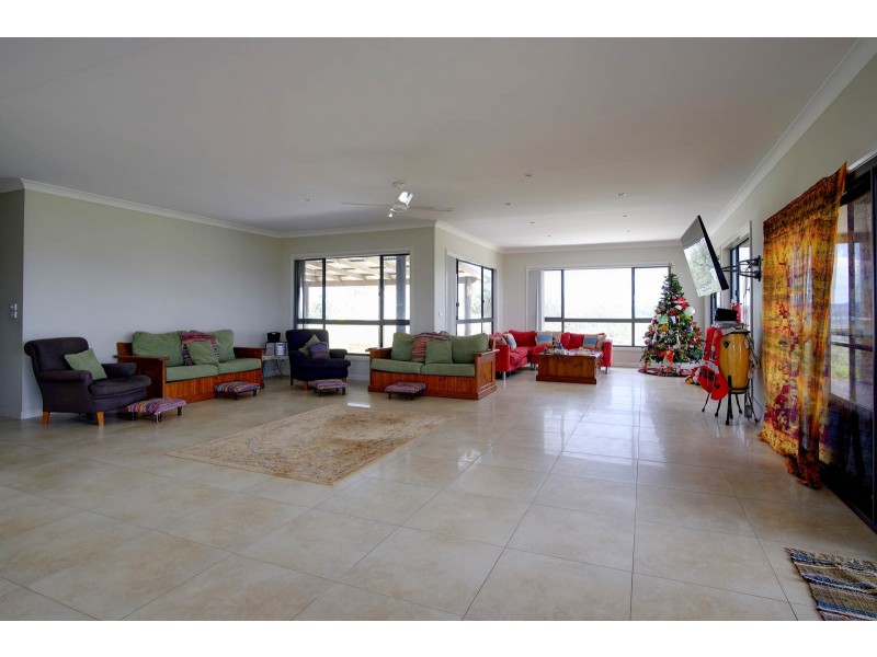 382 Tinonee Road, Wingham NSW 2429