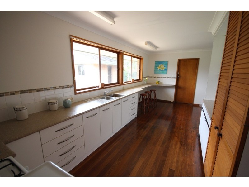 33 Bushland Drive, Taree NSW 2430