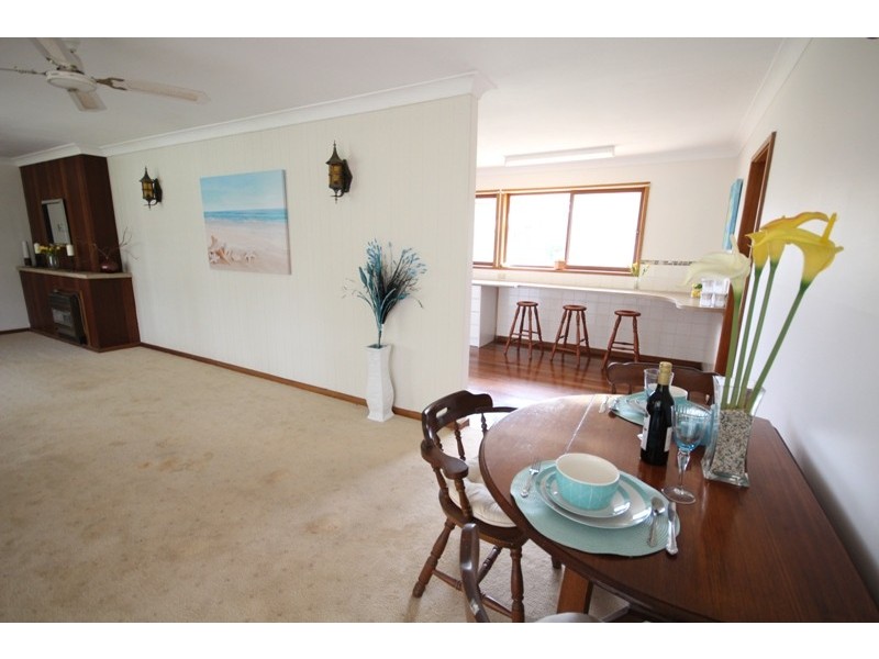 33 Bushland Drive, Taree NSW 2430