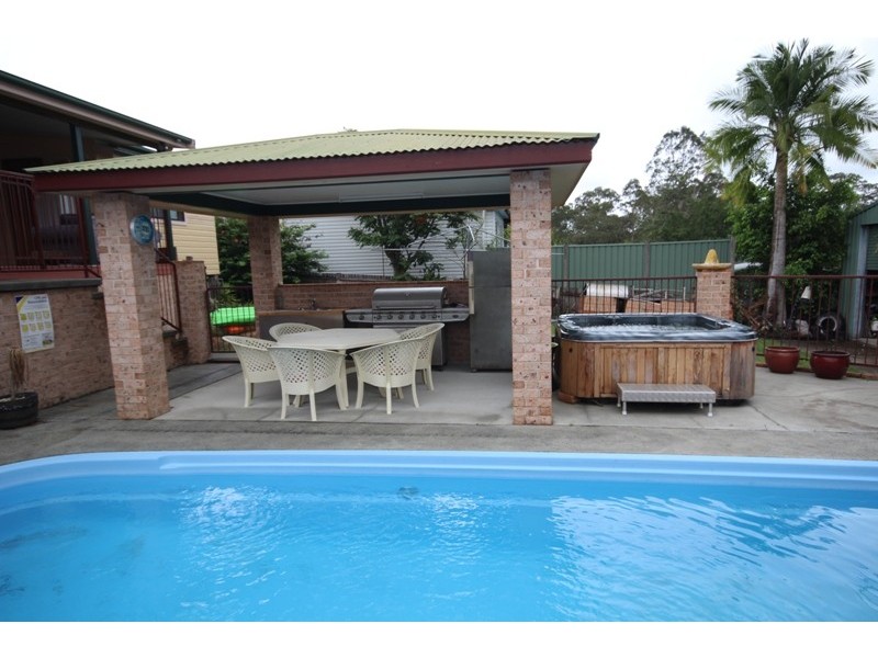 9 Rouse Street, Wingham NSW 2429