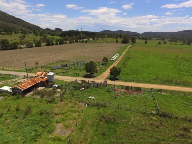 2 Locketts Crossing Road, Coolongolook NSW 2423