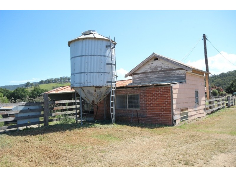 2 Locketts Crossing Road, Coolongolook NSW 2423