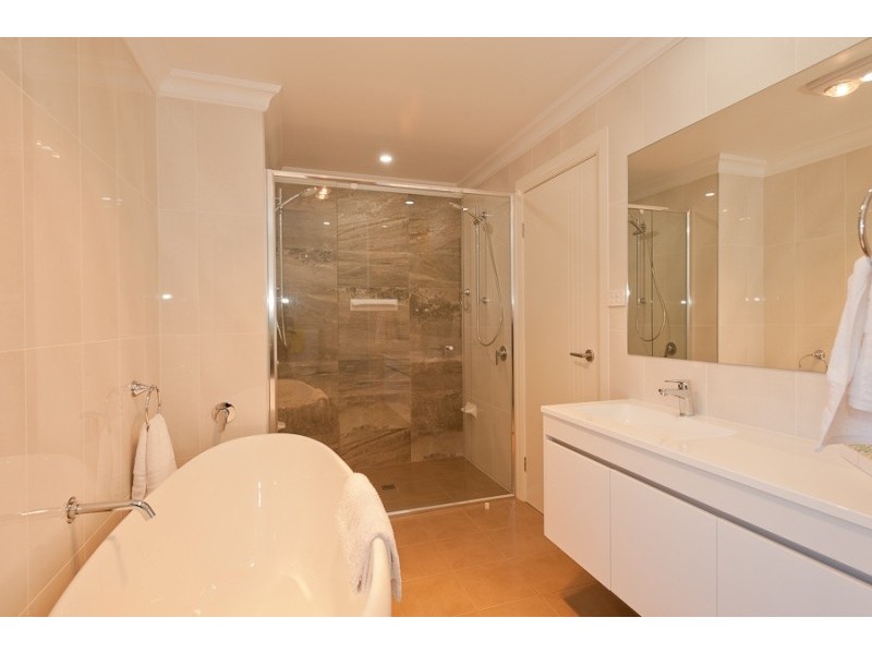 6 Baywood Drive, Black Head NSW 2430