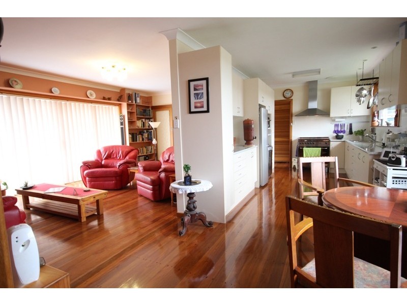 5 McLennan Street, Taree NSW 2430