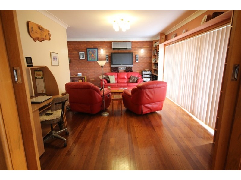 5 McLennan Street, Taree NSW 2430