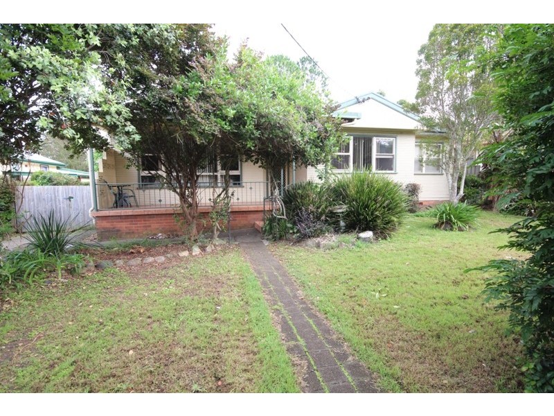 6 Bruntnell Street, Taree NSW 2430
