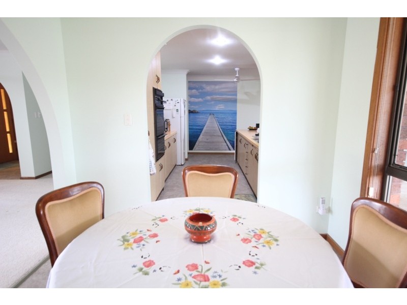 9 Kodi Close, Old Bar NSW 2430