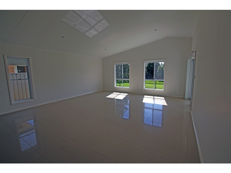 4 Laguna Court, Black Head NSW 2430