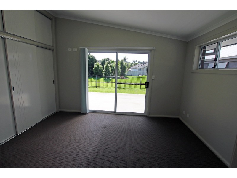 4 Laguna Court, Black Head NSW 2430