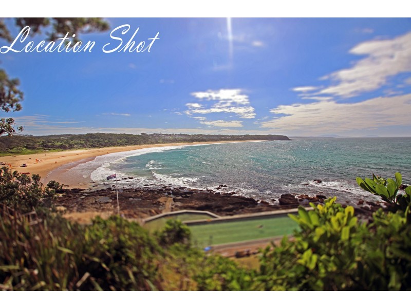 4 Laguna Court, Black Head NSW 2430