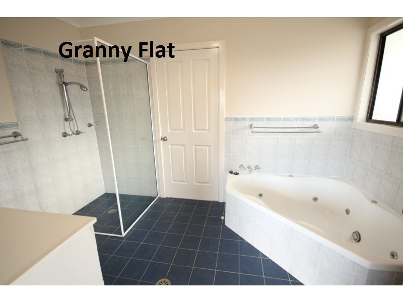 11 St Vincent Street, Taree NSW 2430