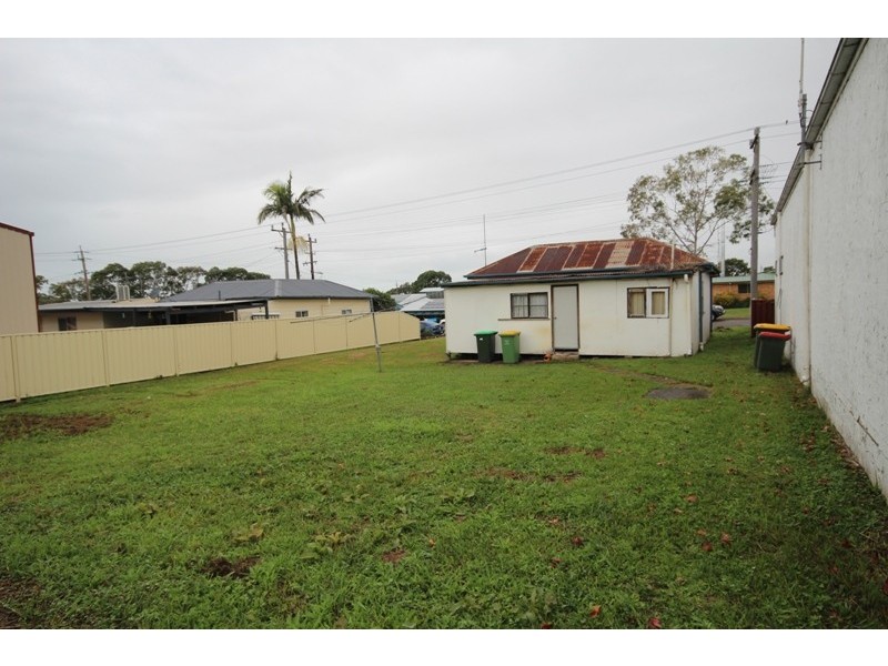 37 Muldoon Street, Taree NSW 2430