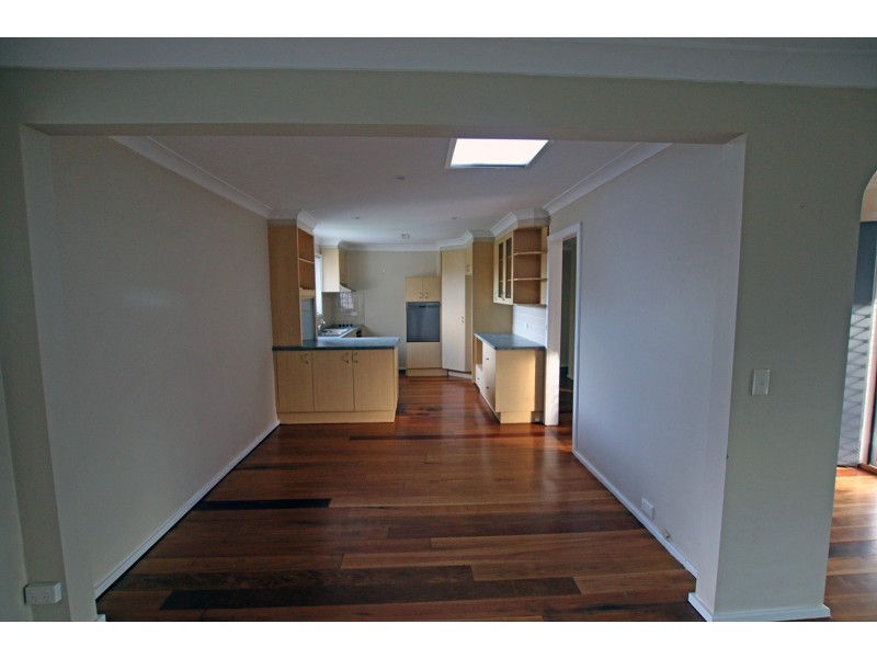 18 Tristania Crescent, Taree NSW 2430