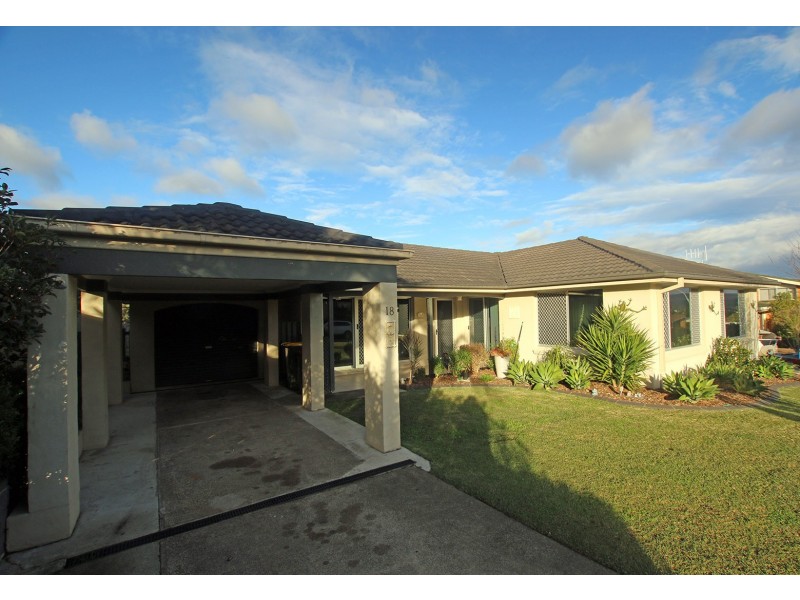 18 Tristania Crescent, Taree NSW 2430