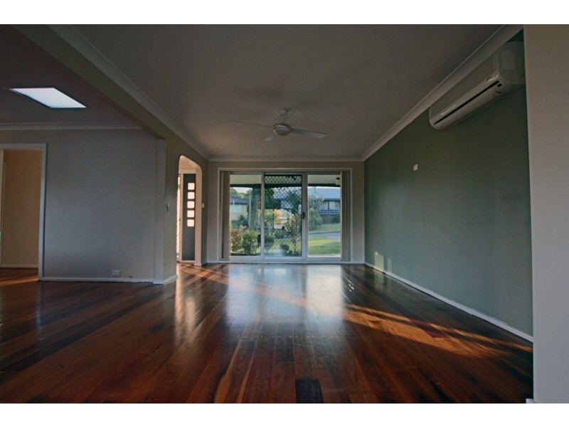 18 Tristania Crescent, Taree NSW 2430