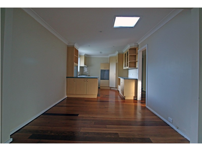 18 Tristania Crescent, Taree NSW 2430