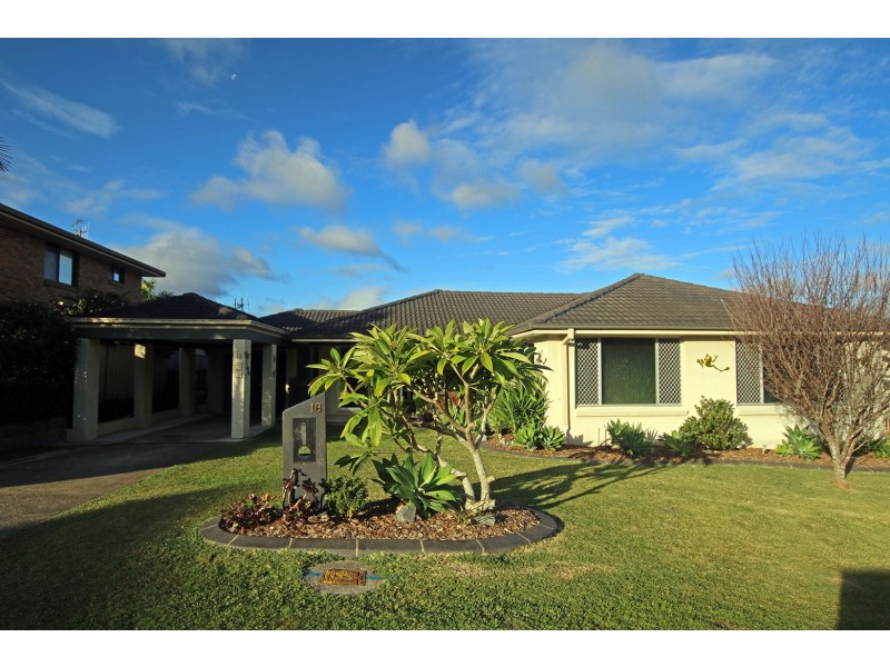18 Tristania Crescent, Taree NSW 2430