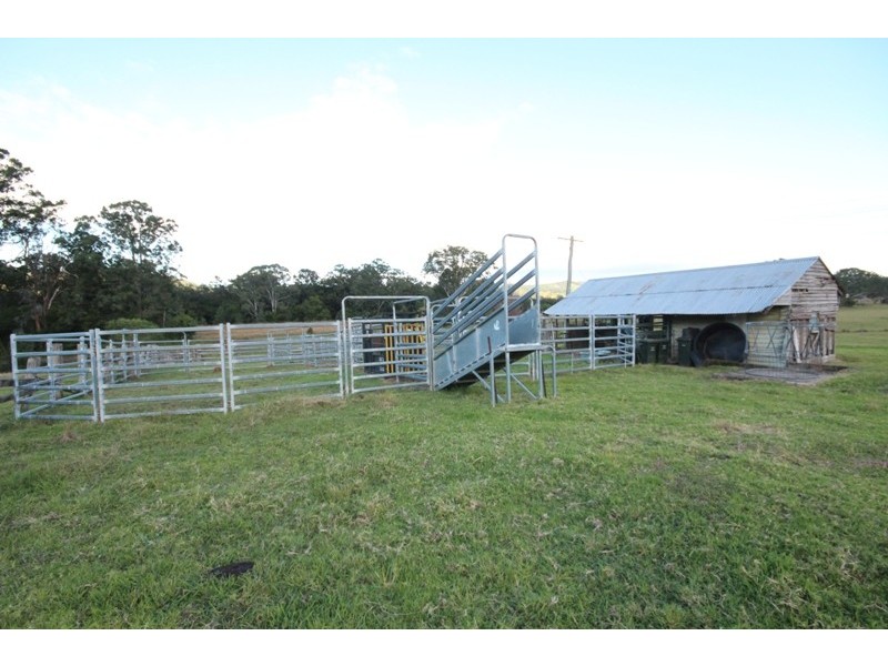 52 Kimbriki Road, Burrell Creek NSW 2429