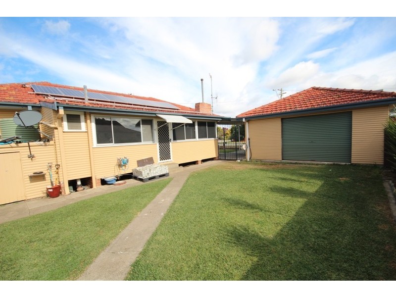43 Chatham Avenue, Taree NSW 2430