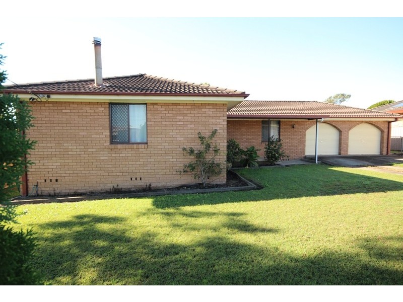 23 Kanangra Drive, Taree NSW 2430